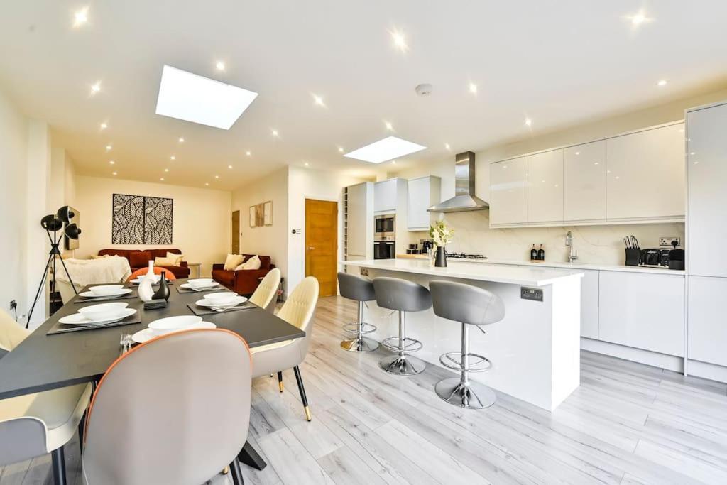 Appartamento House With Garden Next Wembley Stadium Free Parking